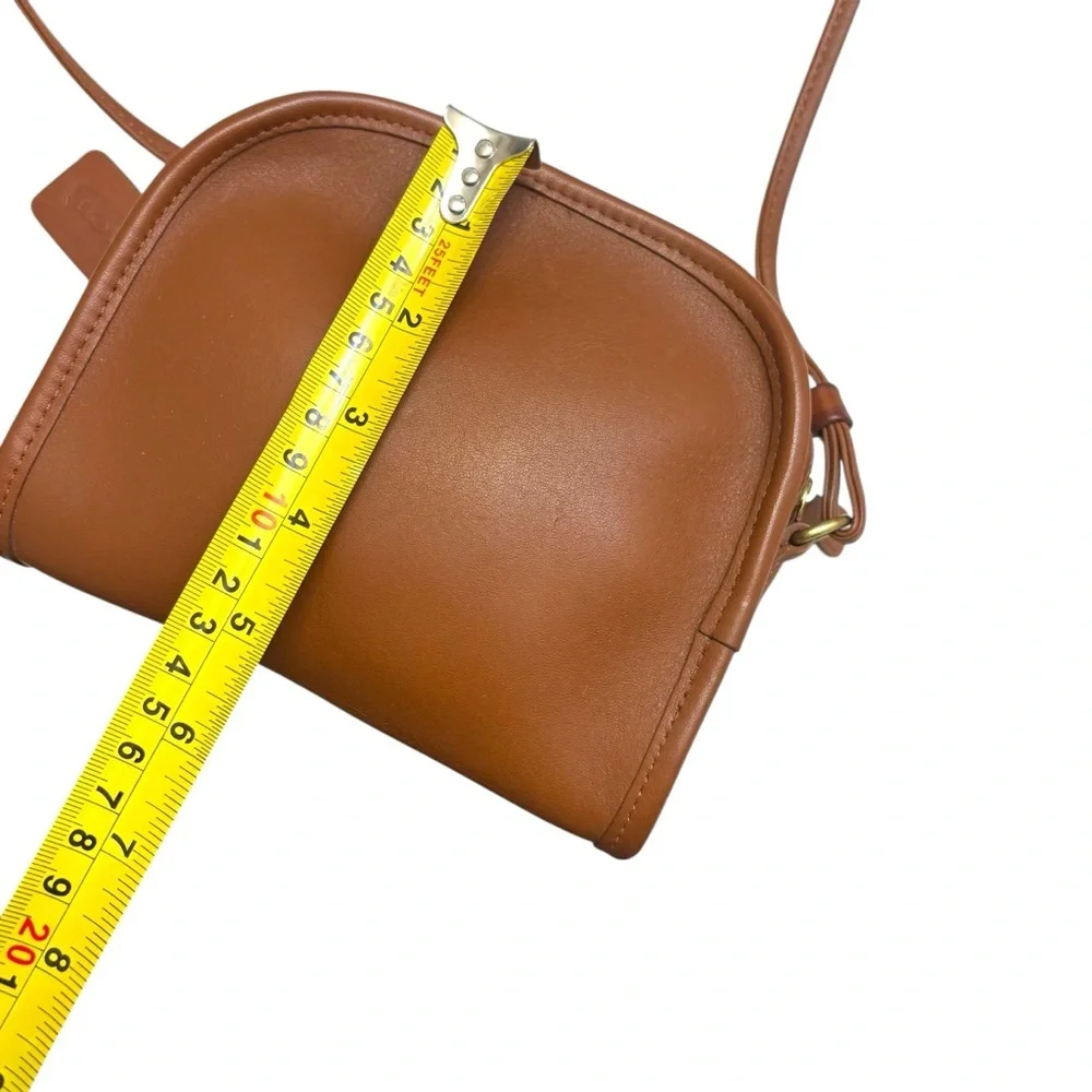 COACH vintage Abbie Zip 9017 Mini Crossbody Bag glovetan Leather 4150